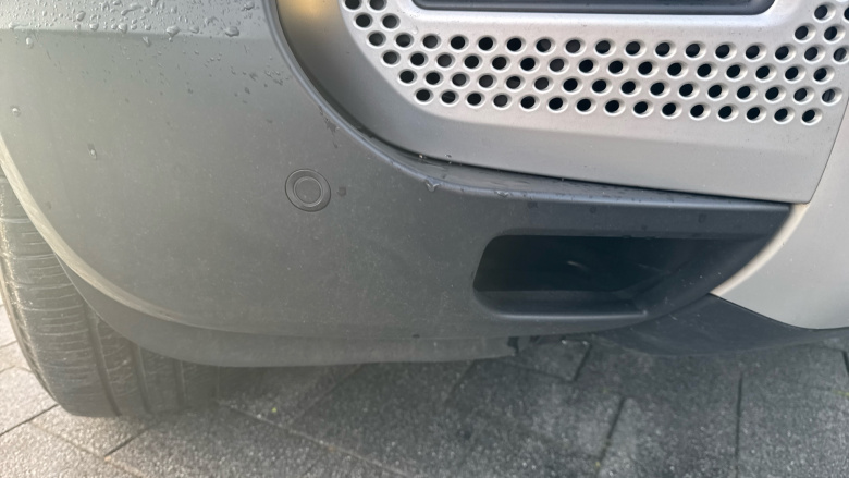 Land Rover Defender 2.0 D200 110 5dr Auto Diesel Estate